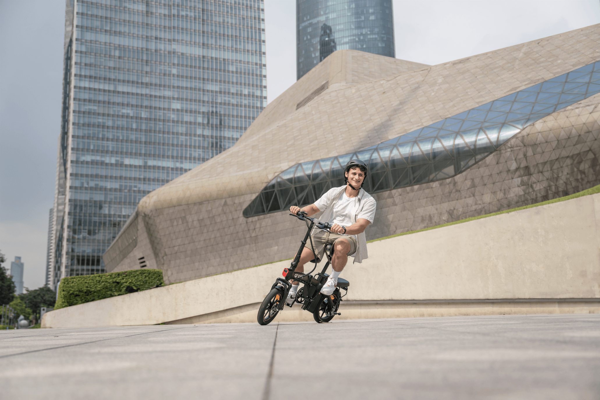 Fish & Chips Meets Lithium-Ion: Why E-Bikes Are Redefining British Identity 5