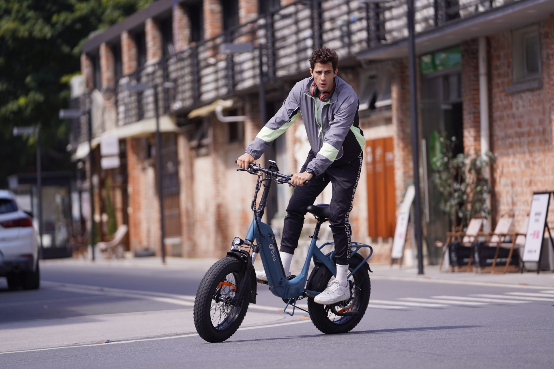 Best Electric Bikes UK 2025: Top-Rated Commuter, Folding & Fat-Tire Models (Expert Tested) 6