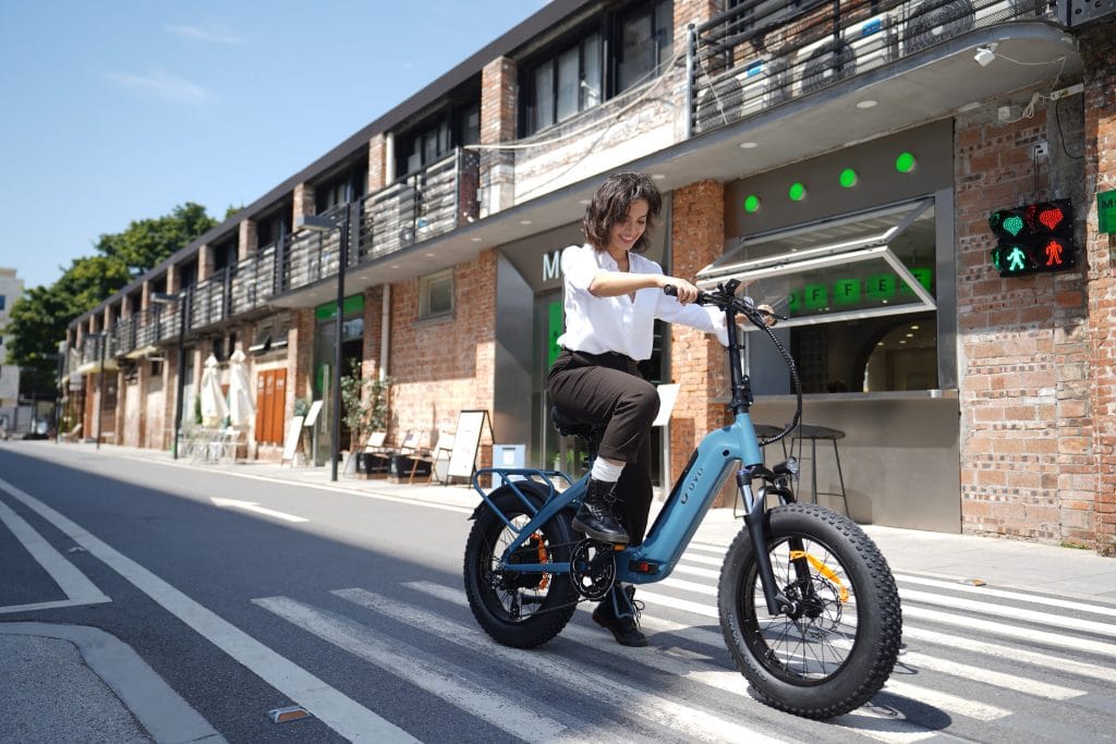 Why Foldable Electric Mountain Bikes Are a Commuter’s Secret Weapon 5