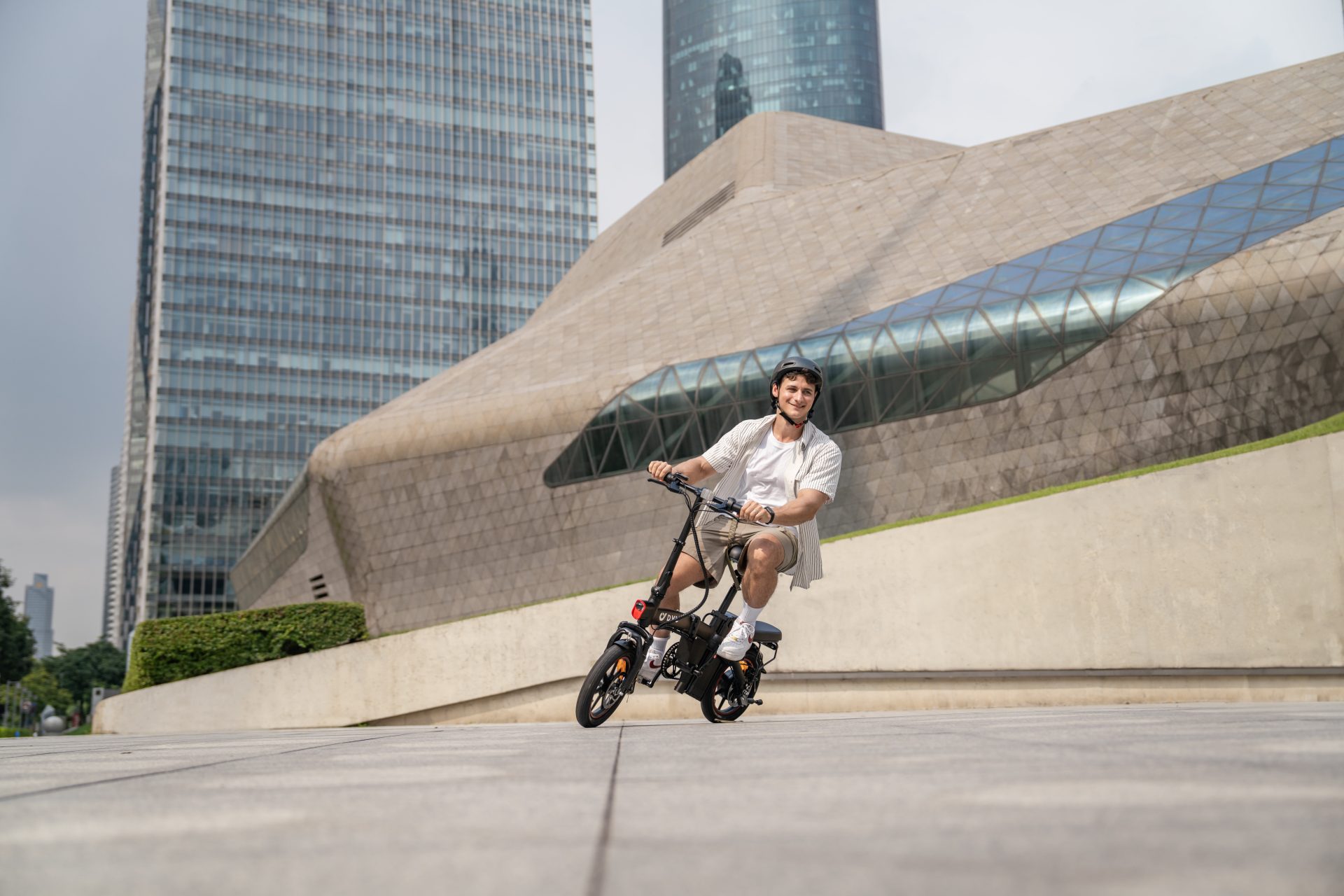 DYU Electric Bike Under £600 UK: Is the Foldable A5 the Best Value E-Bike for 2025? 5
