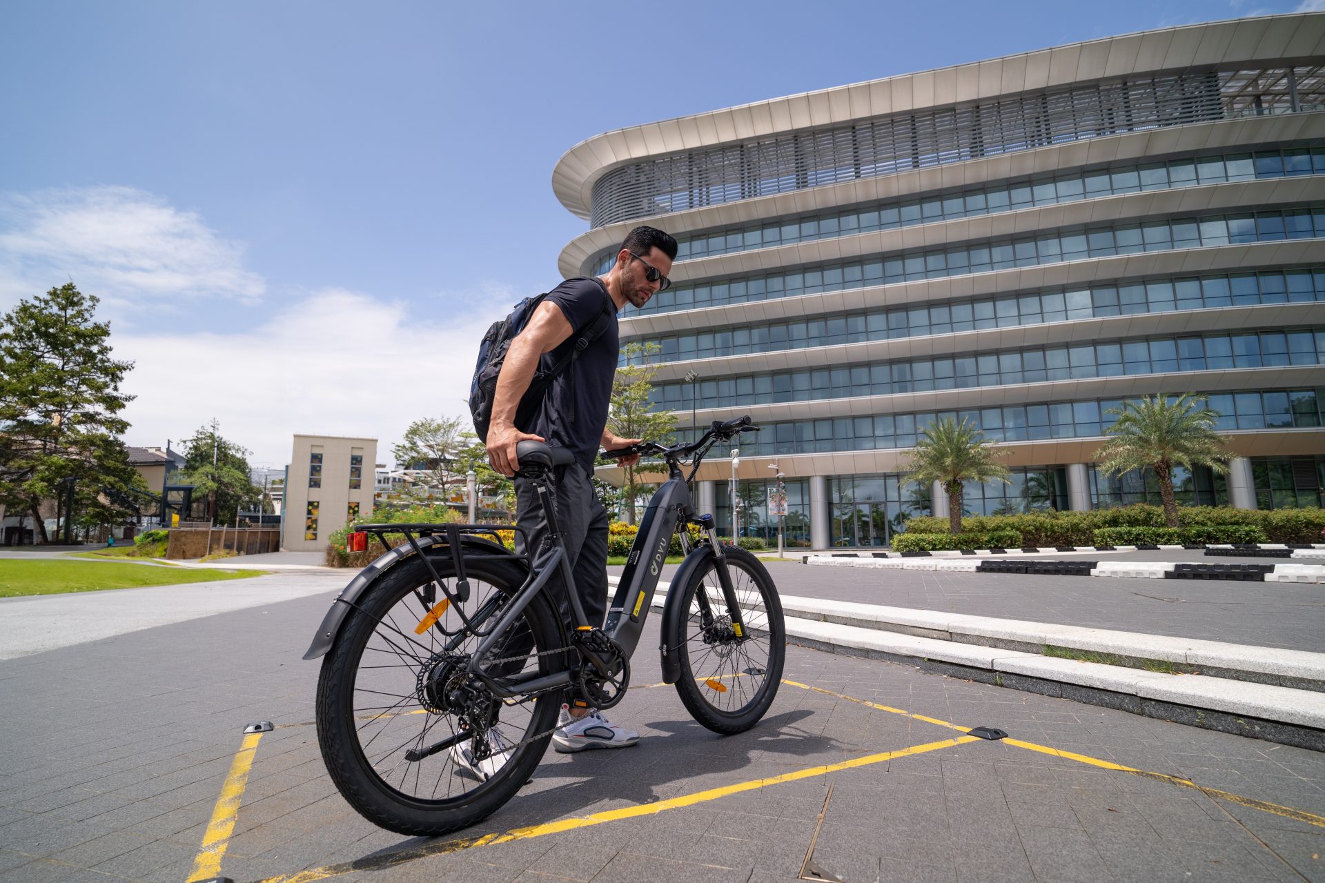 The Ultimate Guide to Choosing the Right Folding E - Bike: From Tiny Apartments to Long - Distance Trips 4