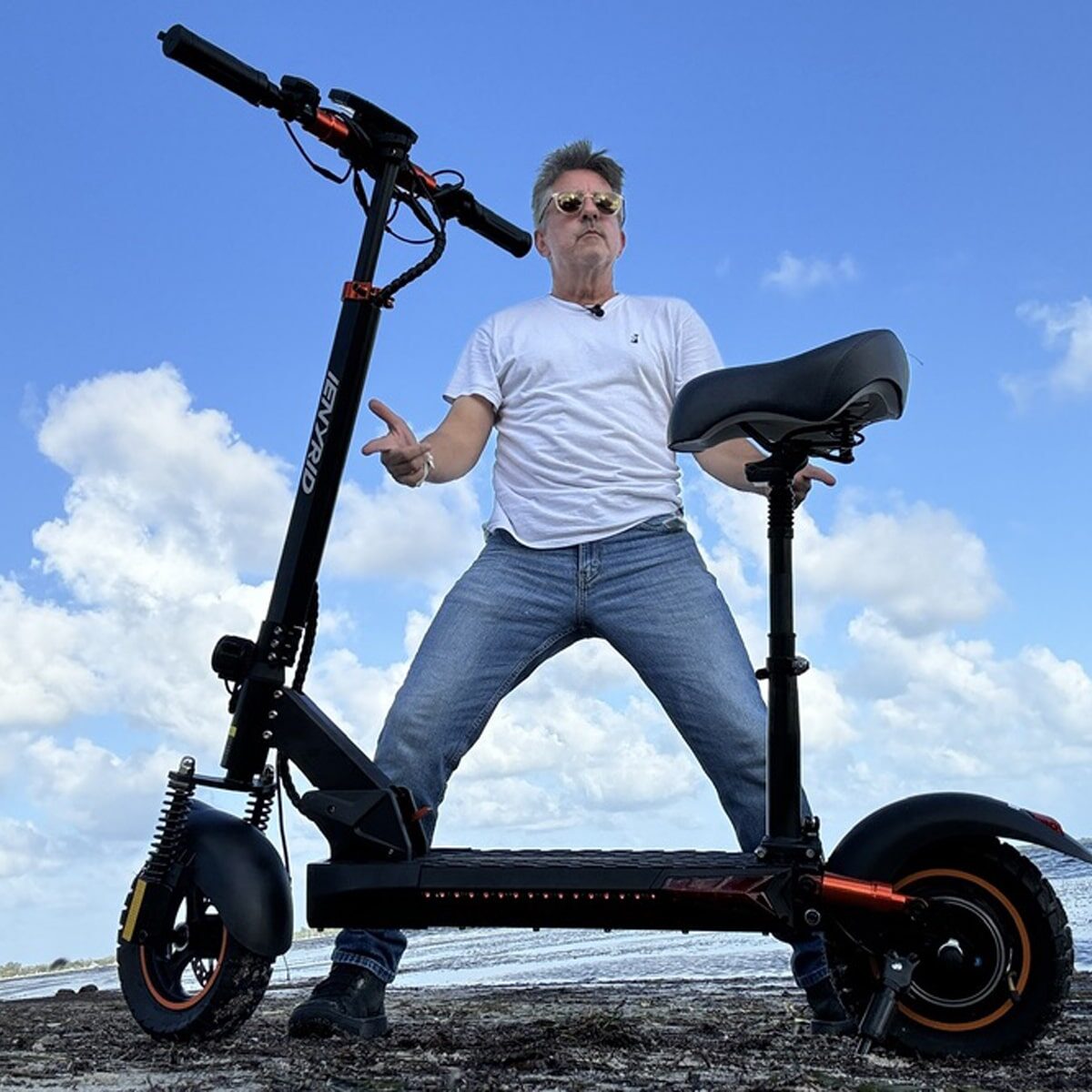 iENYRID M4 Pro S+ Electric Scooter – 800W Motor, 40KM Range, All-Terrain Ride 4 iENYRID M4 Pro S+ Electric Scooter – 800W Motor, 40KM Range, All-Terrain Ride - Image 4
