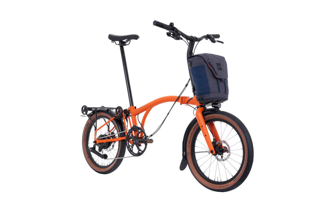 Brompton Electric G Line with Roller Frame - 4-Speed Folding E-Bike with Hydraulic Disc Brakes 3 Brompton Electric G Line with Roller Frame - 4-Speed Folding E-Bike with Hydraulic Disc Brakes - Image 3
