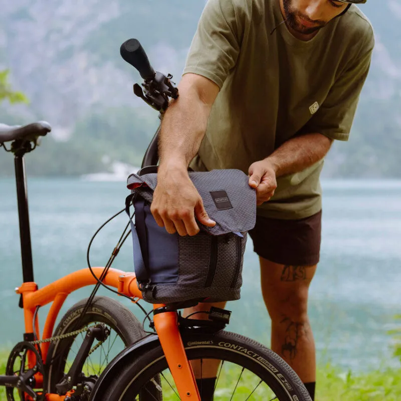 Brompton Electric G Line with Roller Frame - 4-Speed Folding E-Bike with Hydraulic Disc Brakes 6