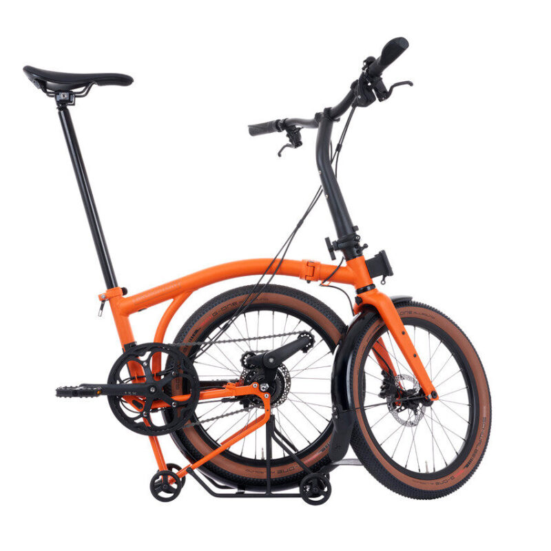 Brompton G Line 8-Speed Folding Bike with Roller Frame - Dark Navy, Mid Handlebars 2