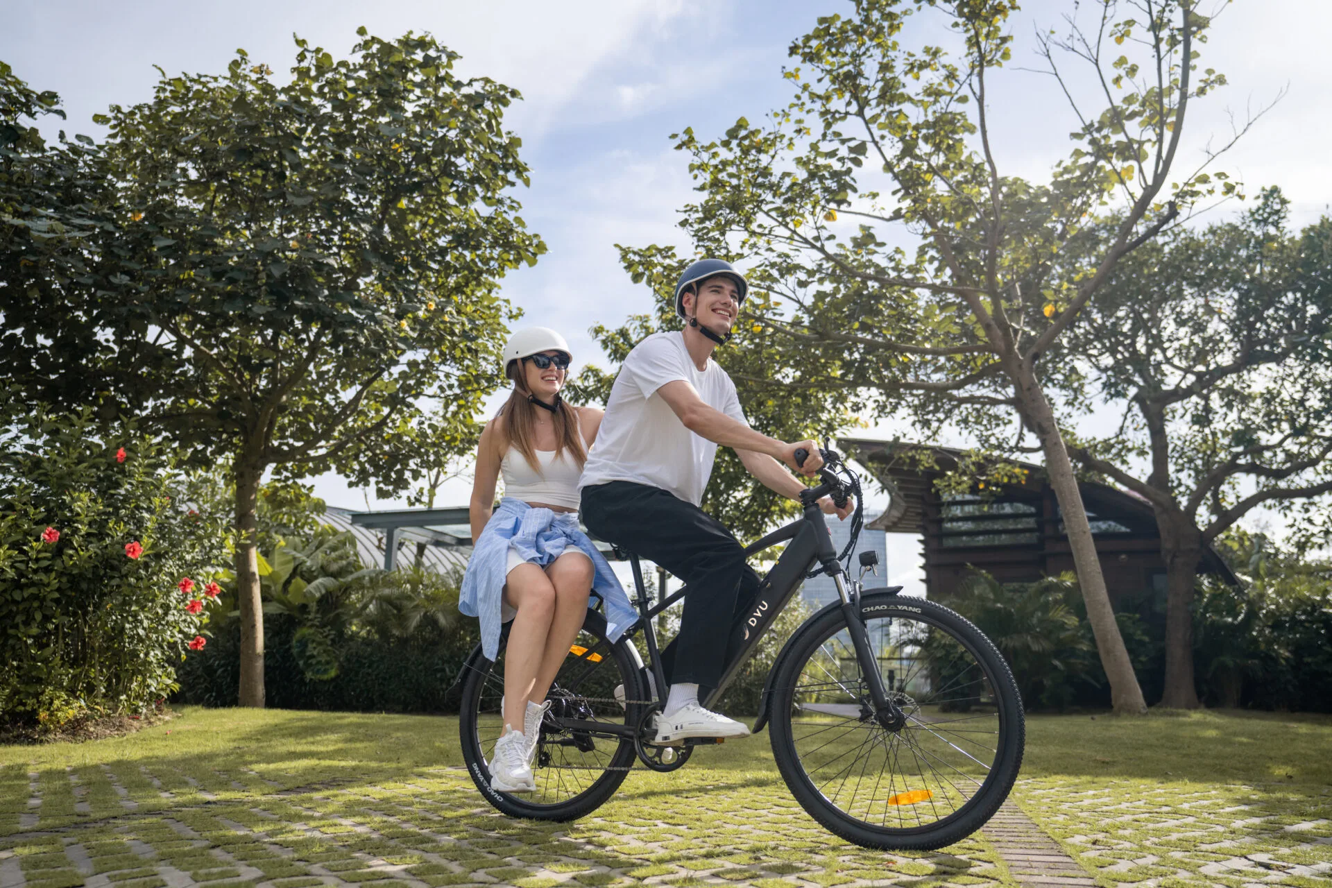 Solar Charging for E-Bikes