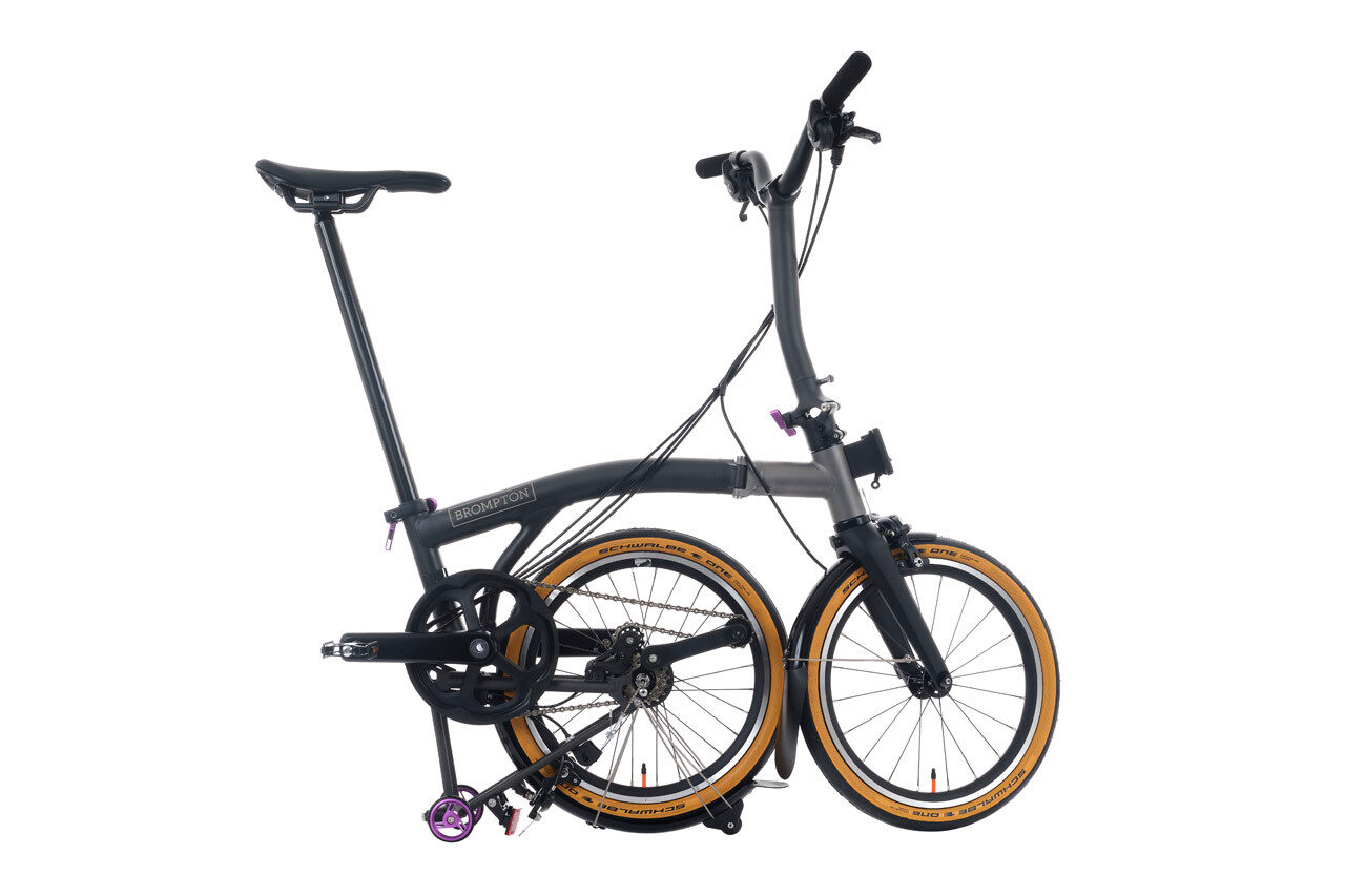 Brompton T Line 4-Speed Urban Folding Bike | Ceratech Black, Mid Handlebar 6 Brompton T Line 4-Speed Urban Folding Bike | Ceratech Black, Mid Handlebar - Image 6
