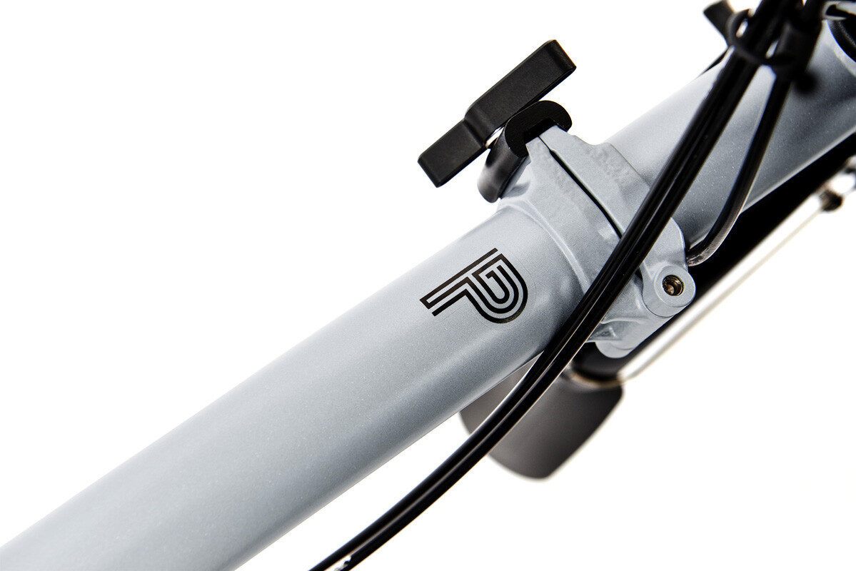 Brompton P Line 12-Speed Folding Bike | Lightweight Titanium, 12 Gears, Lunar Ice 9 Brompton P Line 12-Speed Folding Bike | Lightweight Titanium, 12 Gears, Lunar Ice - Image 9