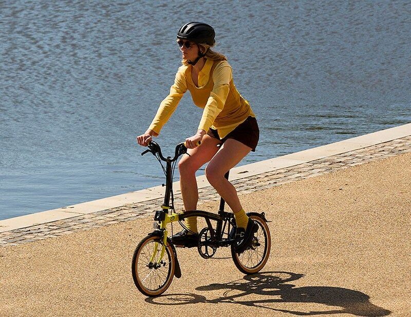 Alternative view of Brompton x Tour de France C Line 6-Speed Folding Bike - Leaders Yellow, Mid Handlebars